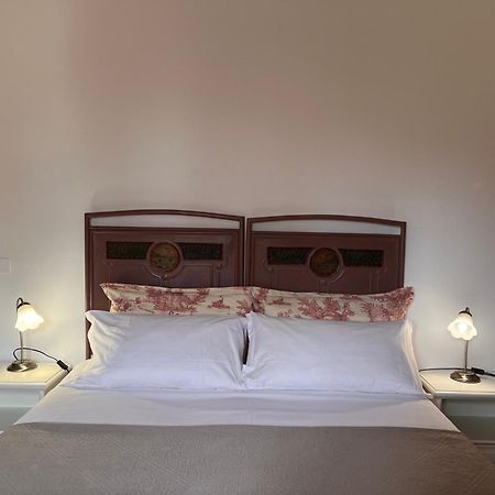 Casa Del Pino Bed & Breakfast Borgo a Buggiano Ngoại thất bức ảnh