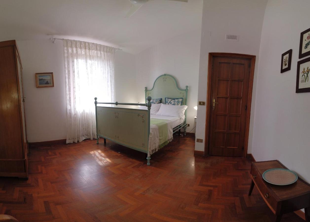 Casa Del Pino Bed & Breakfast Borgo a Buggiano Ngoại thất bức ảnh