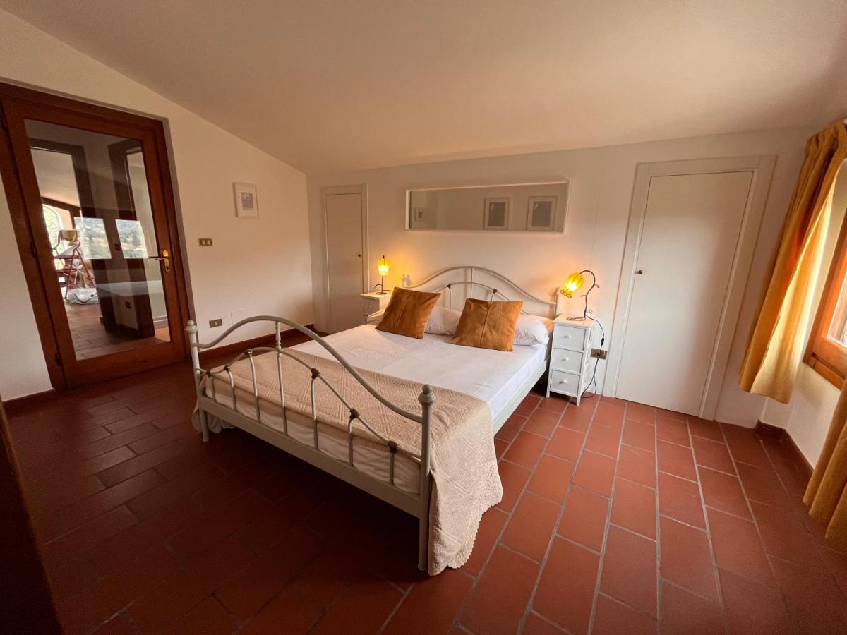Casa Del Pino Bed & Breakfast Borgo a Buggiano Ngoại thất bức ảnh