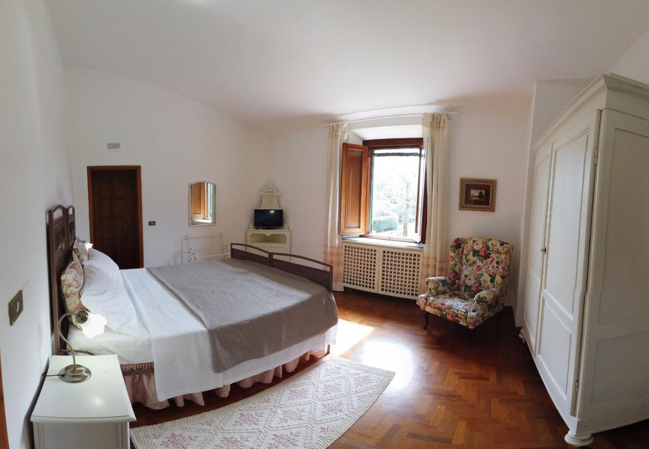 Casa Del Pino Bed & Breakfast Borgo a Buggiano Ngoại thất bức ảnh