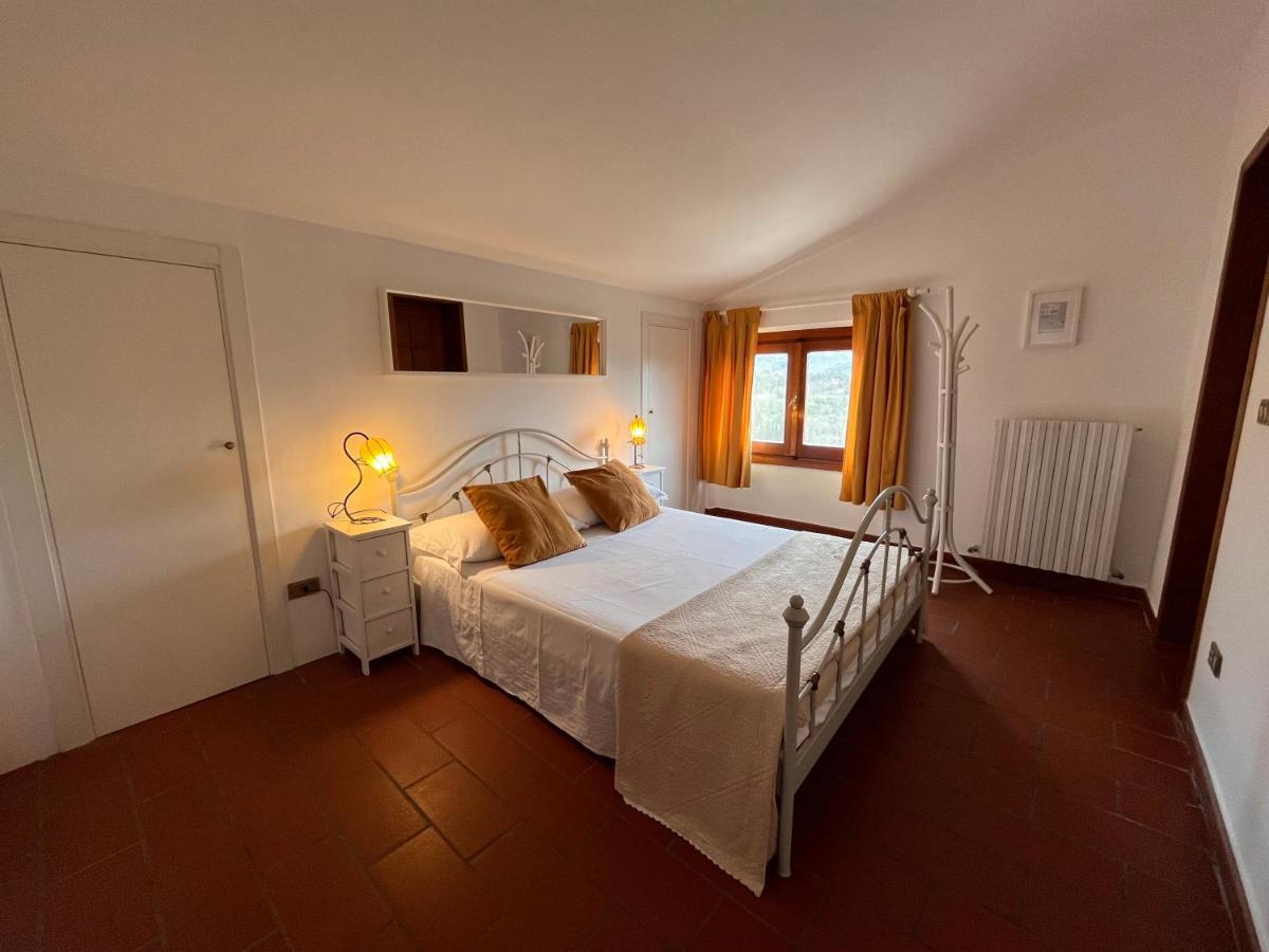 Casa Del Pino Bed & Breakfast Borgo a Buggiano Ngoại thất bức ảnh