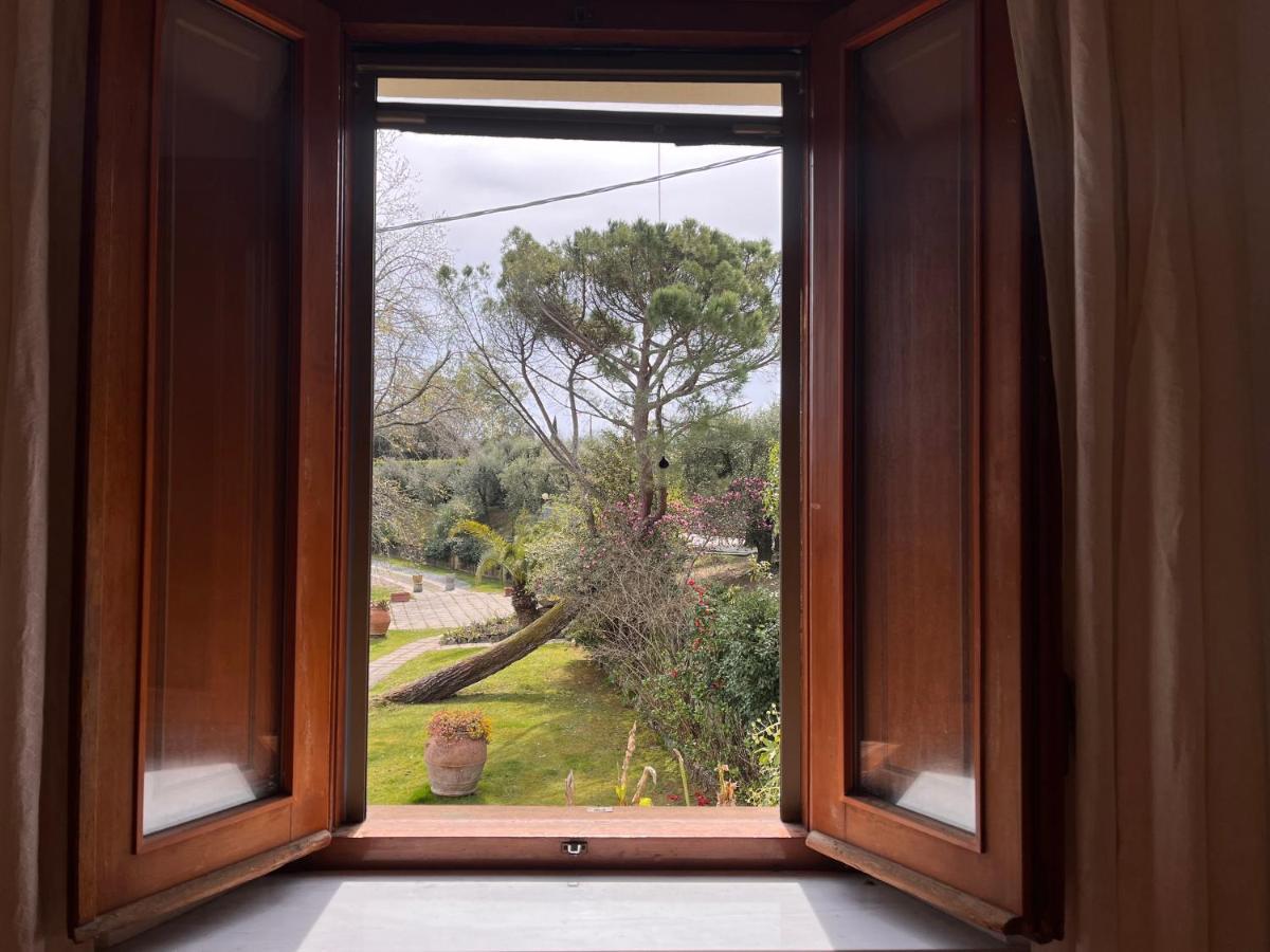 Casa Del Pino Bed & Breakfast Borgo a Buggiano Ngoại thất bức ảnh