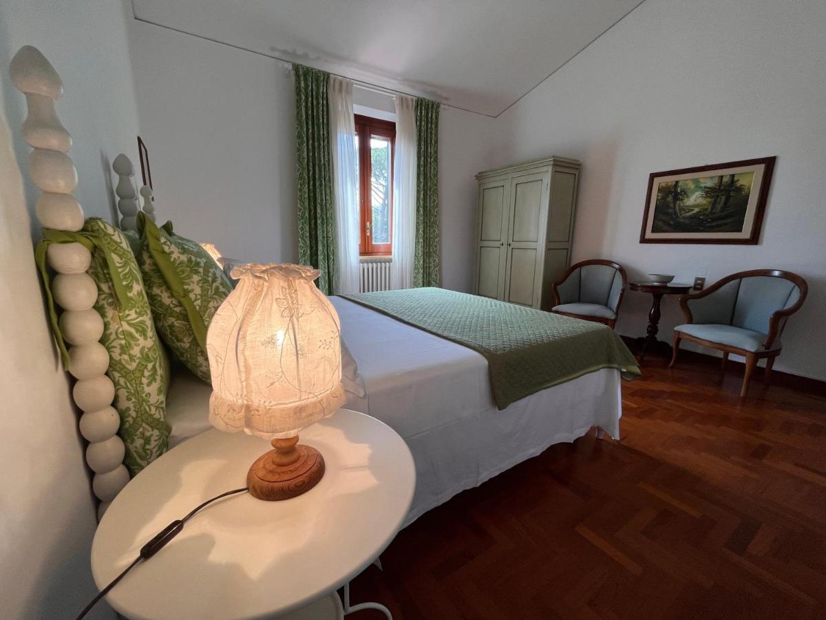 Casa Del Pino Bed & Breakfast Borgo a Buggiano Ngoại thất bức ảnh