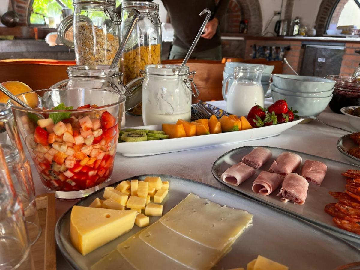 Casa Del Pino Bed & Breakfast Borgo a Buggiano Ngoại thất bức ảnh